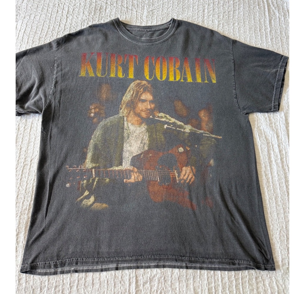 Kurt Cobain MTV Unplugged Graphic T-Shirt Mens O/S Rock Tee